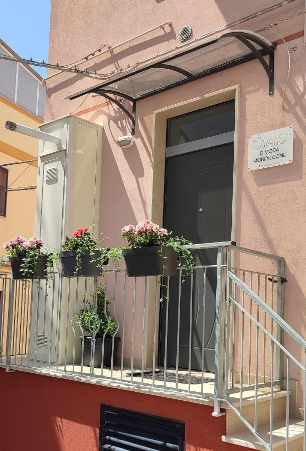 Casa Vacanze Dimora Monfalcone มอนเตสกายิโอโซ ภายนอก รูปภาพ