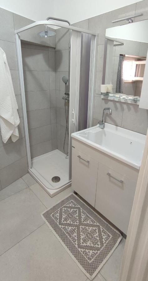 Casa Vacanze Dimora Monfalcone มอนเตสกายิโอโซ ภายนอก รูปภาพ