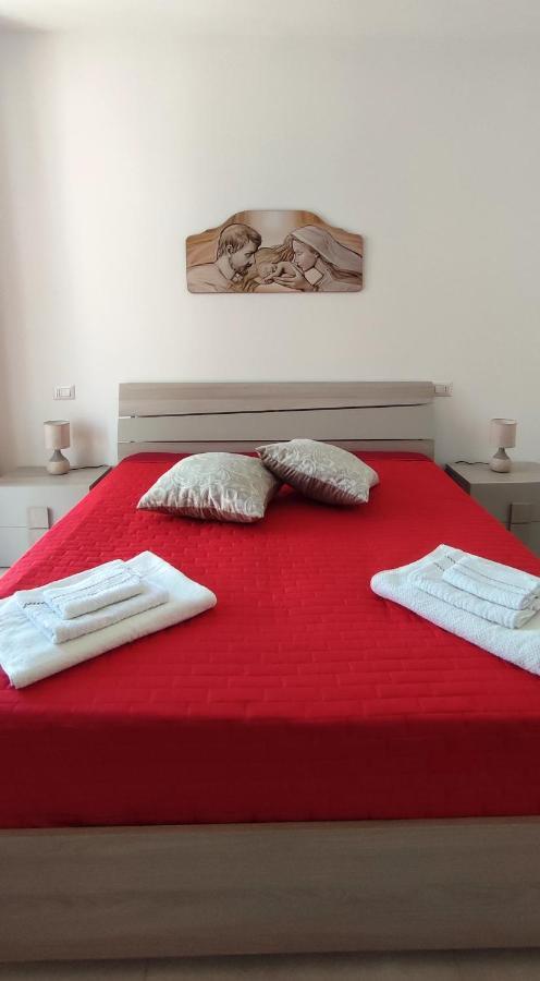 Casa Vacanze Dimora Monfalcone มอนเตสกายิโอโซ ภายนอก รูปภาพ